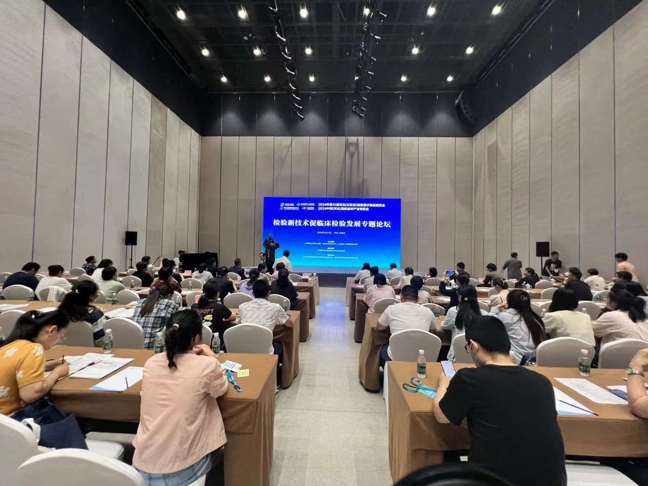 1716254219678042048.jpg 1716254219678042048.jpg